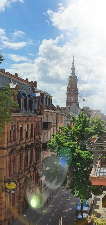 Gemuetliches Privatzimmer In Mannheims Stadtmitte Bagian luar foto