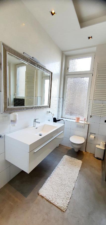 Gemuetliches Privatzimmer In Mannheims Stadtmitte Bagian luar foto
